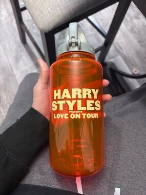Harry Styles Love On Tour Orange